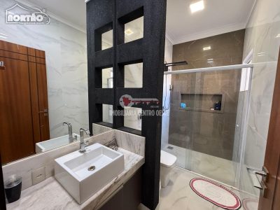 Casa, 3 quartos, 270 m² - Foto 3