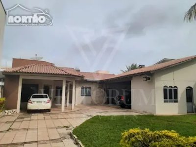 Casa, 4 quartos, 250 m² - Foto 1