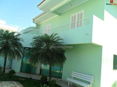 Casa, 3 quartos, 230 m² - Foto 4