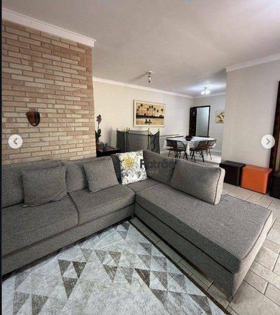 Casa, 3 quartos, 192 m² - Foto 1