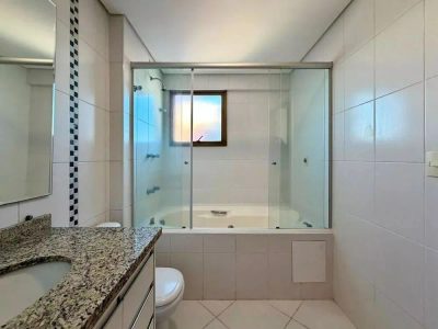 Apartamento, 3 quartos, 147 m² - Foto 1