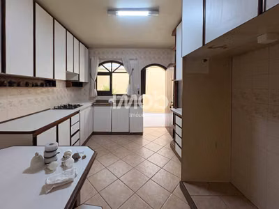 Casa, 3 quartos, 250 m² - Foto 2
