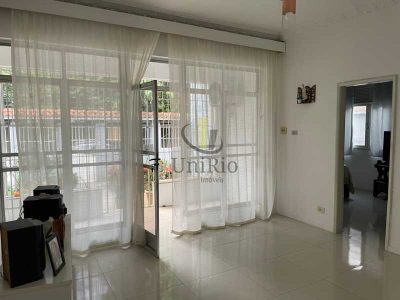 Casa, 4 quartos, 340 m² - Foto 2