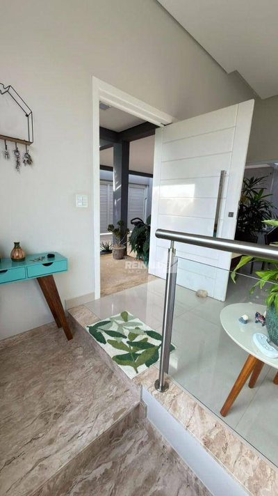 Casa, 3 quartos, 216 m² - Foto 2