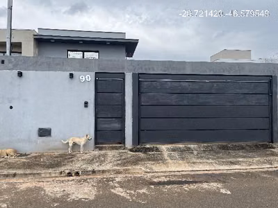 Casa, 3 quartos, 250 m² - Foto 1