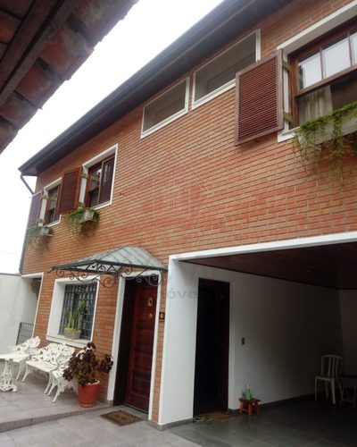 Casa, 3 quartos, 220 m² - Foto 1