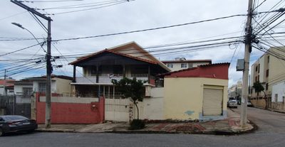 Casa, 6 quartos, 363 m² - Foto 1