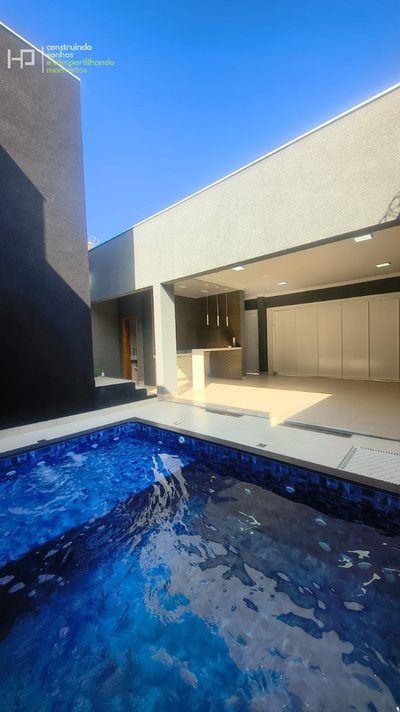 Casa, 3 quartos, 138 m² - Foto 1