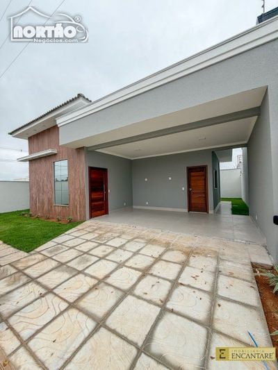 Casa, 4 quartos, 107 m² - Foto 1