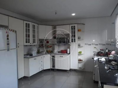 Sobrado, 3 quartos, 250 m² - Foto 4