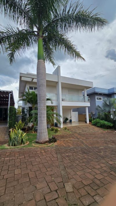 Casa, 3 quartos, 220 m² - Foto 1