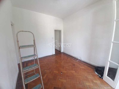 Apartamento, 2 quartos, 76 m² - Foto 2