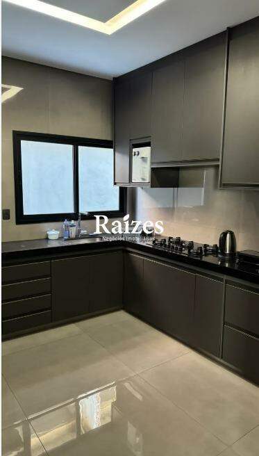 Casa, 3 quartos, 190 m² - Foto 4