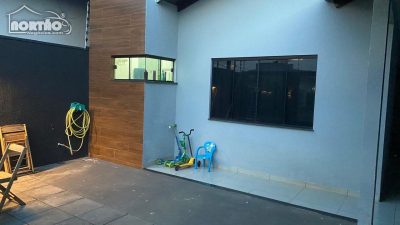 Casa, 4 quartos, 190 m² - Foto 2