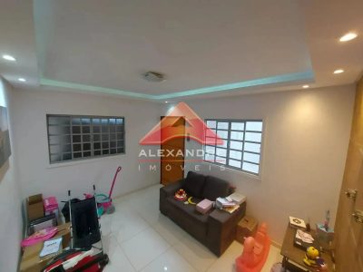 Casa, 3 quartos, 166 m² - Foto 1