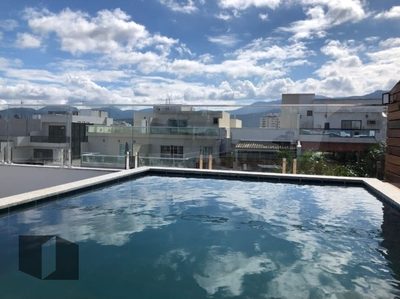 Cobertura, 3 quartos, 280 m² - Foto 1