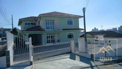 Casa, 6 quartos, 352 m² - Foto 2
