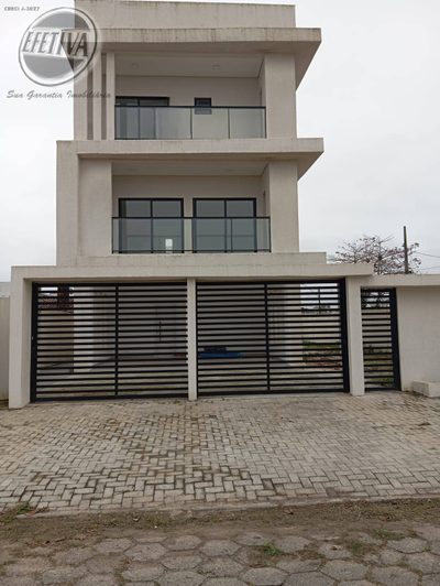 Casa, 3 quartos, 197 m² - Foto 1