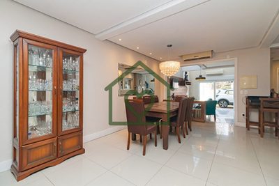 Casa, 3 quartos, 147 m² - Foto 1