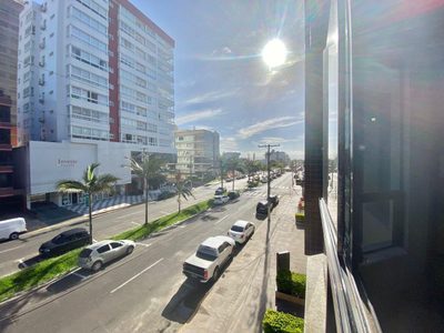 Apartamento, 3 quartos, 136 m² - Foto 2