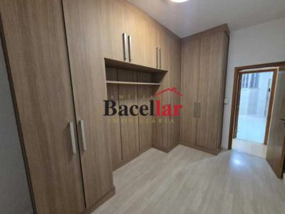 Apartamento, 2 quartos, 75 m² - Foto 2