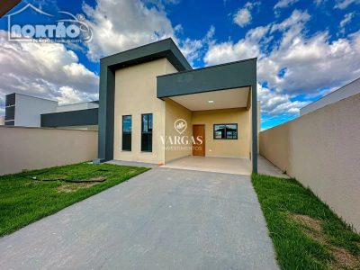 Casa, 3 quartos, 102 m² - Foto 1