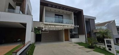 Casa, 3 quartos, 250 m² - Foto 1