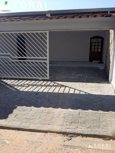 Casa, 3 quartos, 200 m² - Foto 1