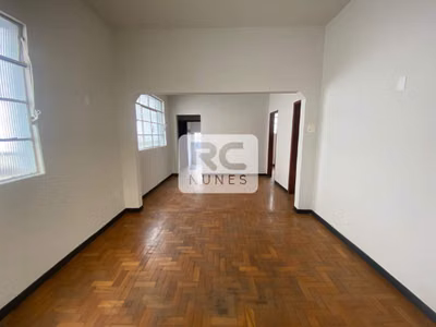 Casa, 7 quartos, 274 m² - Foto 1
