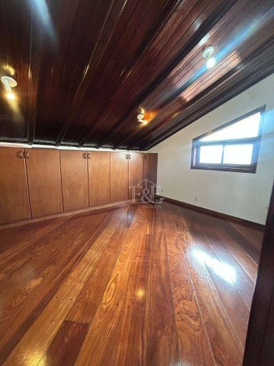 Casa, 4 quartos, 244 m² - Foto 4