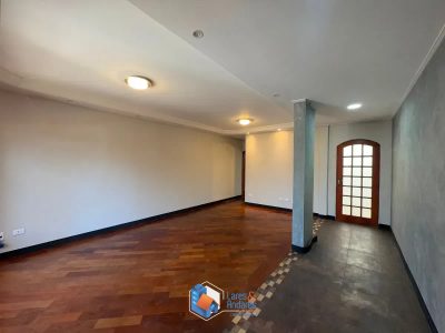 Sobrado, 3 quartos, 207 m² - Foto 2