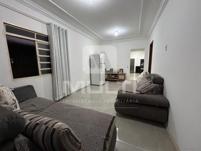 Casa, 3 quartos, 196 m² - Foto 1