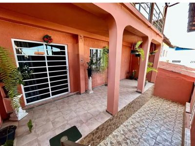 Casa, 3 quartos, 264 m² - Foto 1