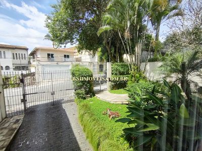 Sobrado, 6 quartos, 724 m² - Foto 1