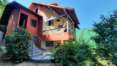Casa, 3 quartos, 210 m² - Foto 1