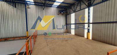 Depósito-Galpão, 240 m² - Foto 1