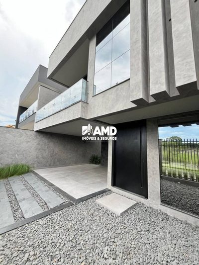 Casa, 3 quartos, 240 m² - Foto 1