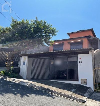 Sobrado, 3 quartos, 208 m² - Foto 2