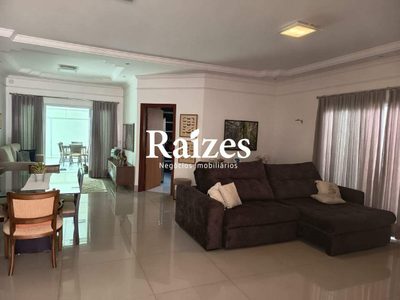 Casa, 3 quartos, 240 m² - Foto 1