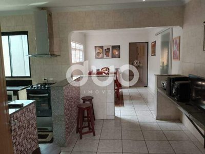 Casa, 3 quartos, 187 m² - Foto 1