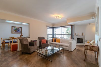Apartamento, 3 quartos, 152 m² - Foto 2