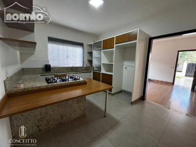 Casa, 3 quartos, 180 m² - Foto 4