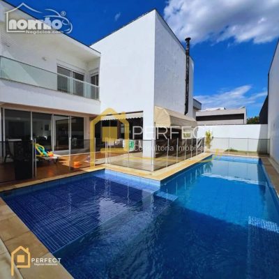 Casa, 5 quartos, 465 m² - Foto 1