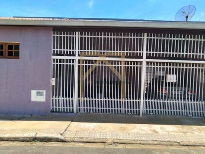 Casa, 3 quartos, 194 m² - Foto 1