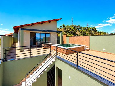 Casa, 3 quartos, 162 m² - Foto 1