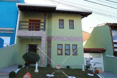 Sobrado, 3 quartos, 256 m² - Foto 1