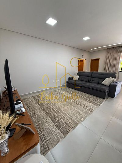Sítio, 3 quartos, 1780 m² - Foto 1