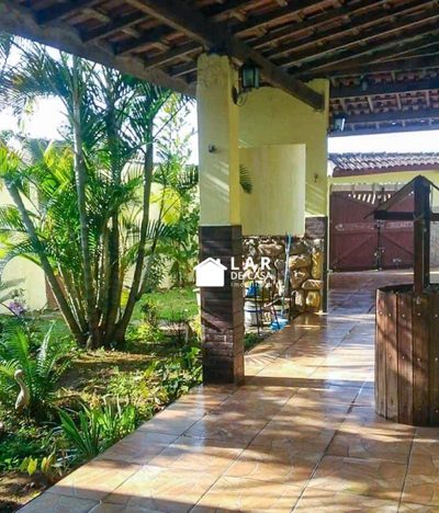 Casa, 3 quartos, 230 m² - Foto 1