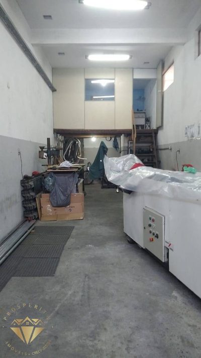 Casa, 4 quartos, 215 m² - Foto 2
