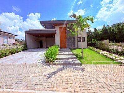 Casa, 3 quartos, 244 m² - Foto 2